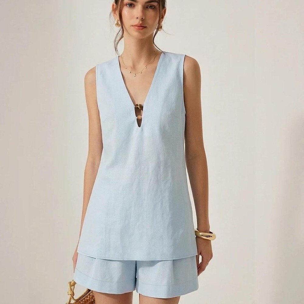 Commense Light Blue Sleeveless V-Neck Skirt Set